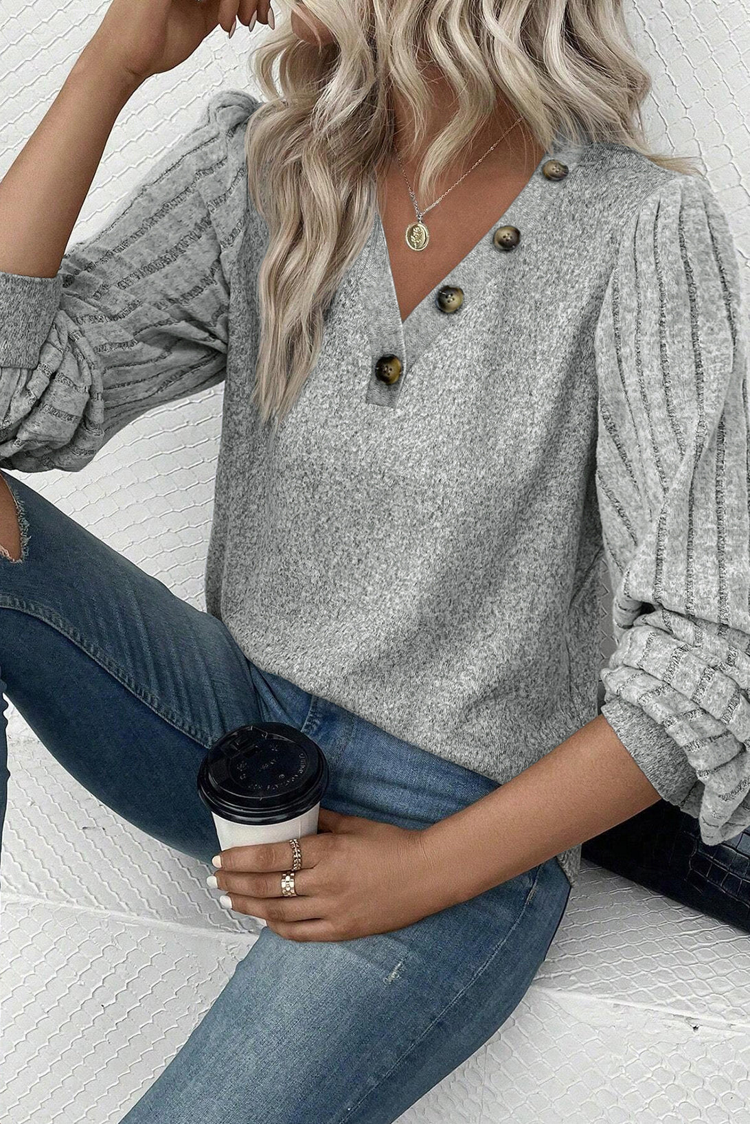 Buttoned V Neck Ribbed Puff Top