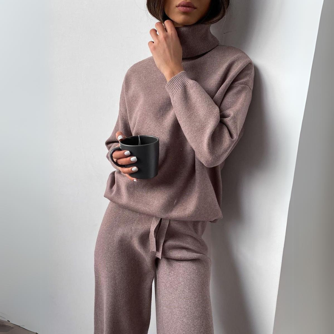 Eliza - Comfy Roll Neck Co-ord