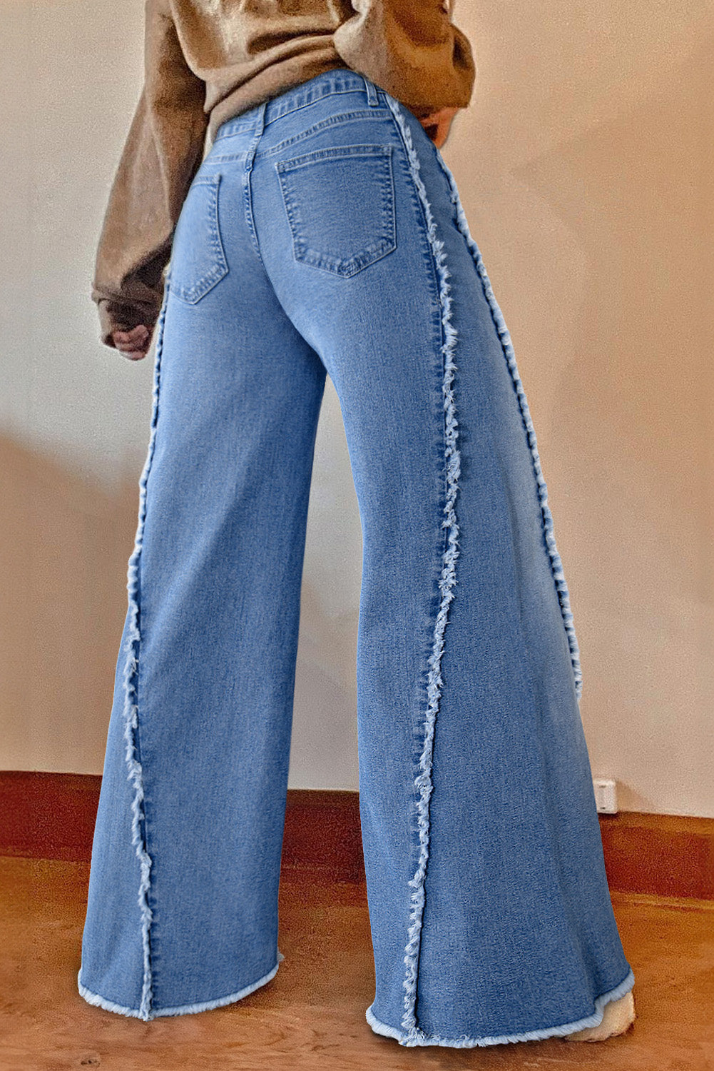 Vintage Stitching Flared Jeans